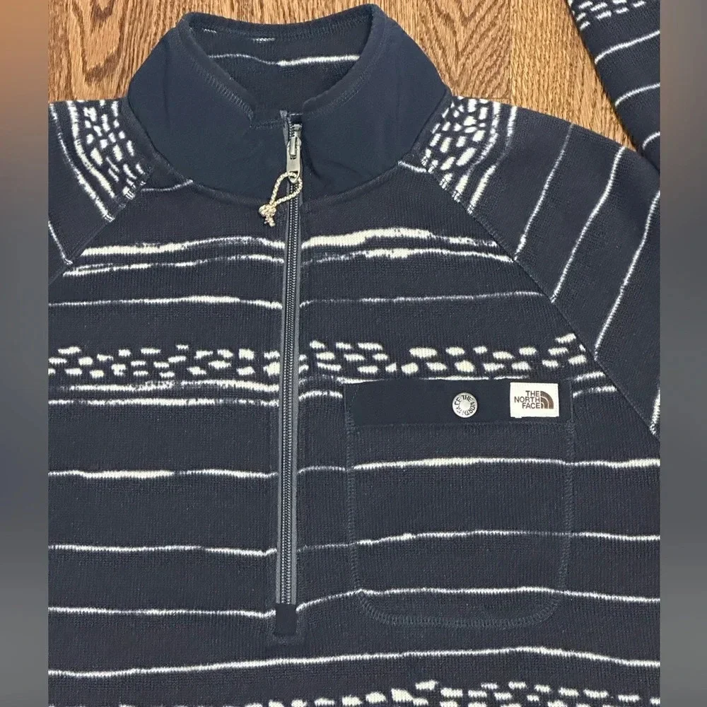 The North Face Vintage Glacier Fleece 1/4 Zip Pullover Aztec Stripe Navy Men’s M